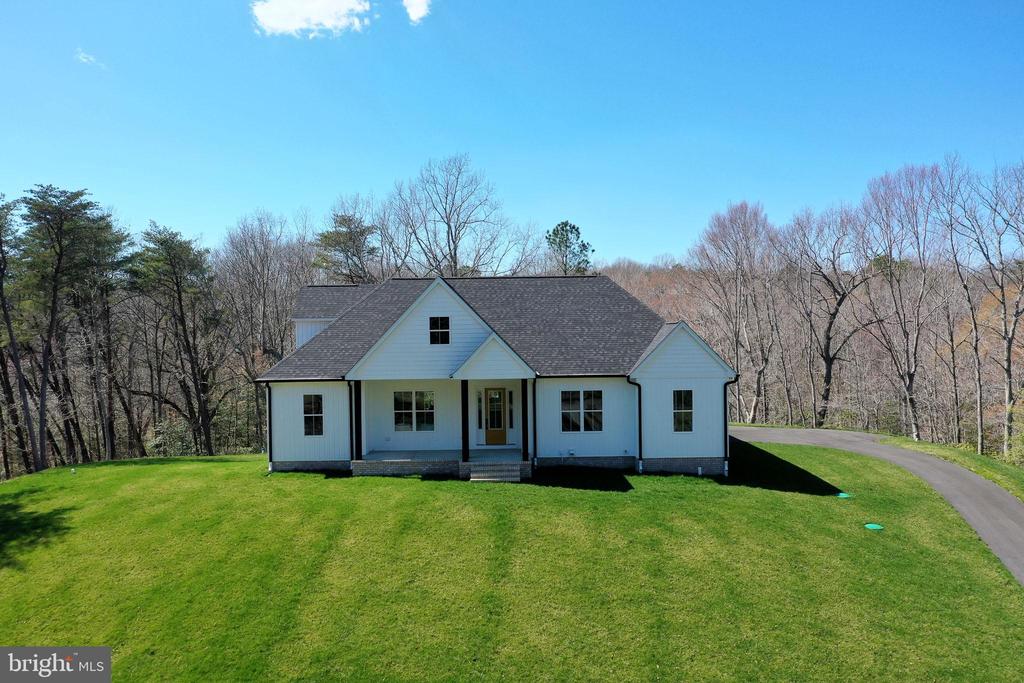 44469 MARYMAX LANE