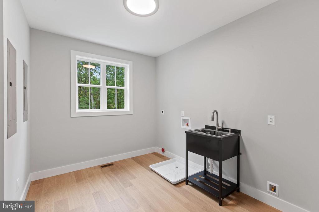 44469 MARYMAX LANE