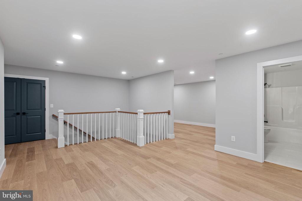 44469 MARYMAX LANE