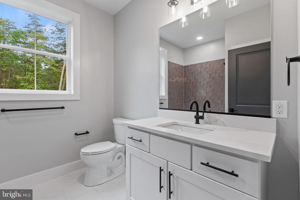 44469 MARYMAX LANE