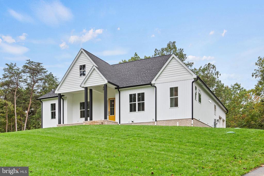44469 MARYMAX LANE