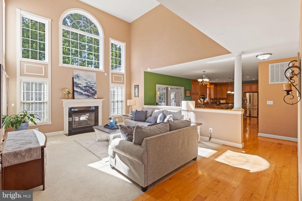 23024 HOLLOWAY COURT