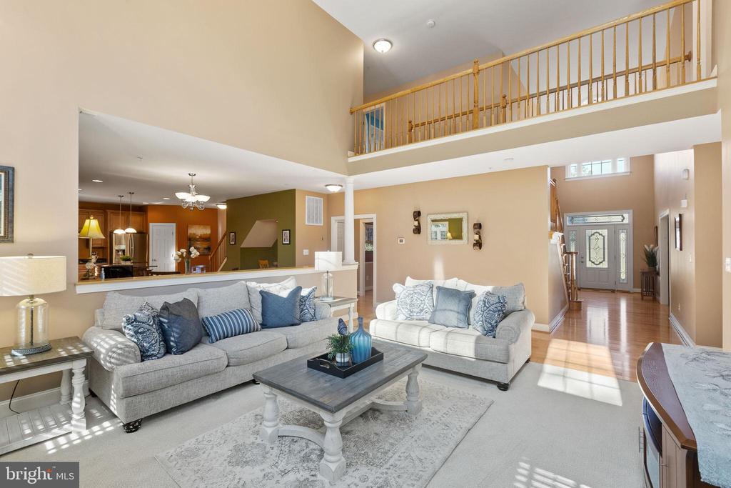 23024 HOLLOWAY COURT