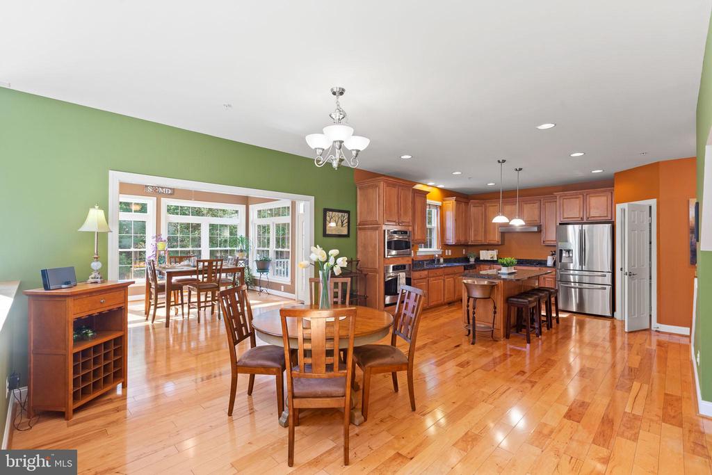 23024 HOLLOWAY COURT