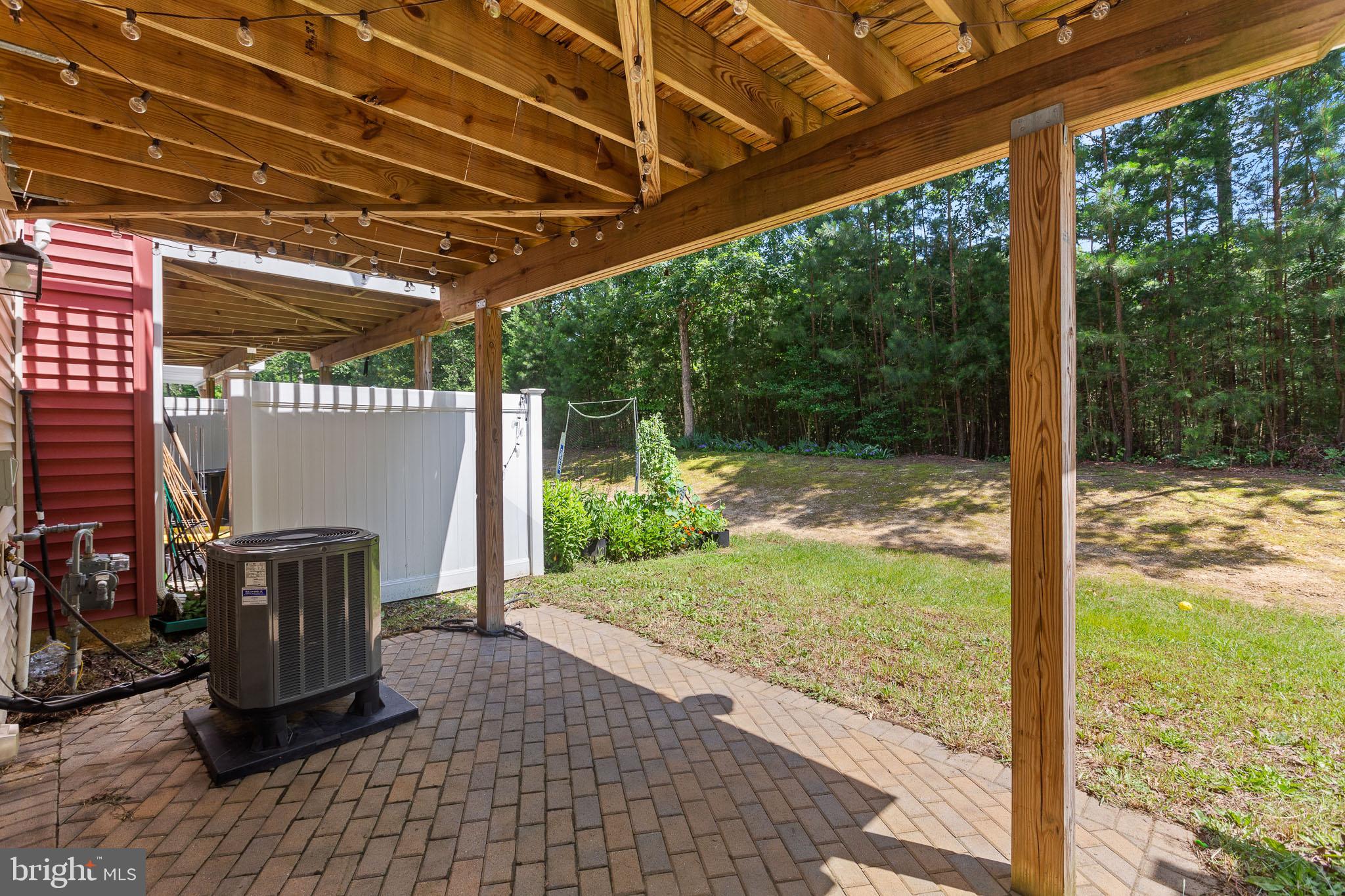 22958 MOUNTAIN LAUREL LANE