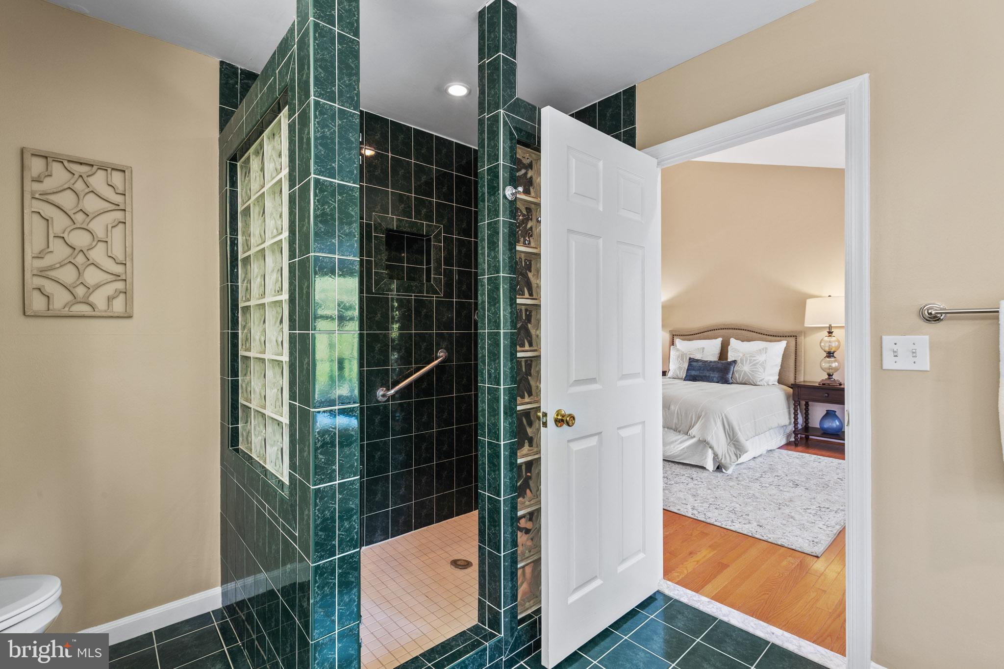 17660 DRIFTWOOD DRIVE