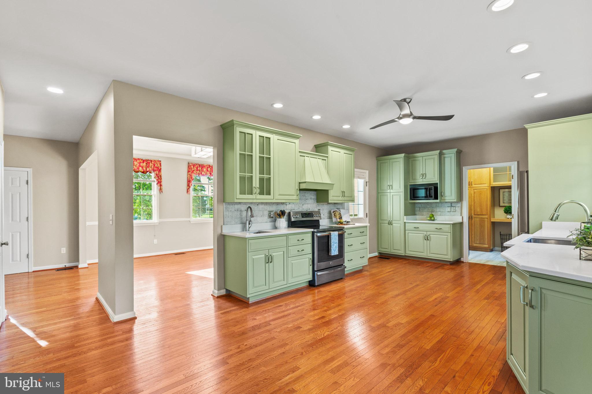 17660 DRIFTWOOD DRIVE