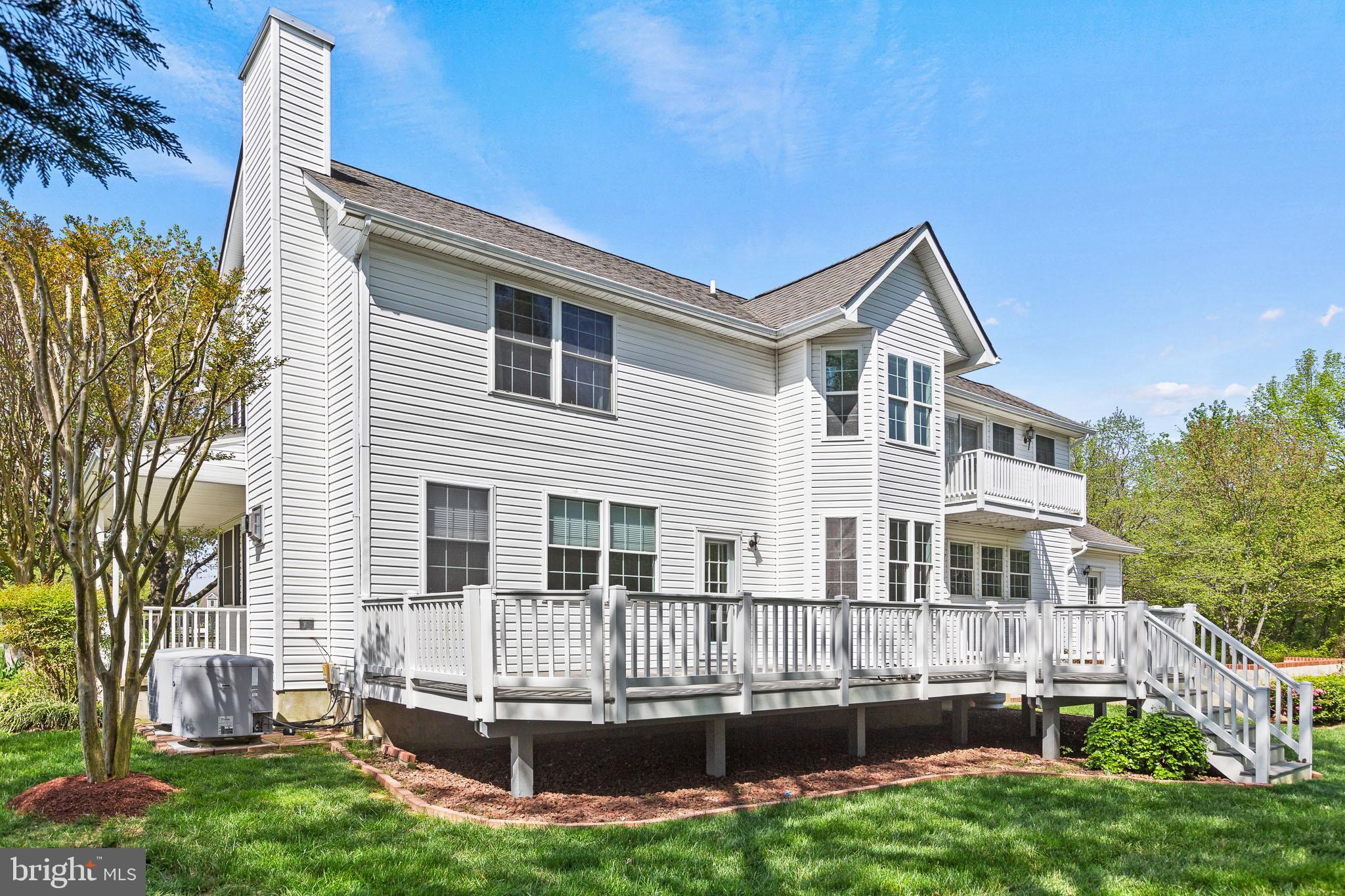 17660 DRIFTWOOD DRIVE