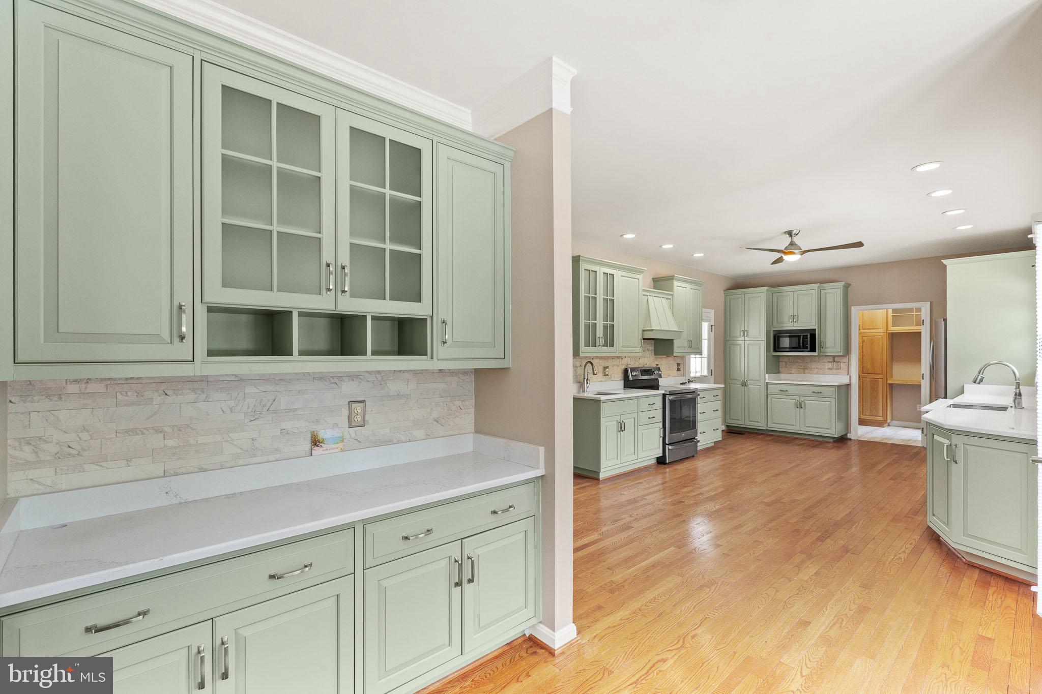 17660 DRIFTWOOD DRIVE