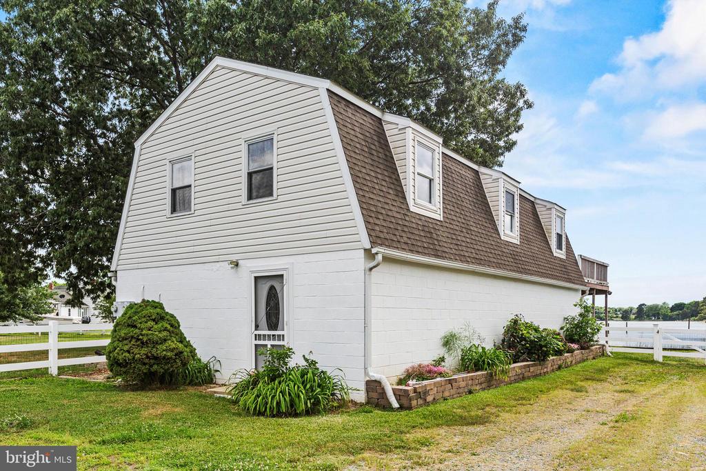 16405 FISHERMEN WAY