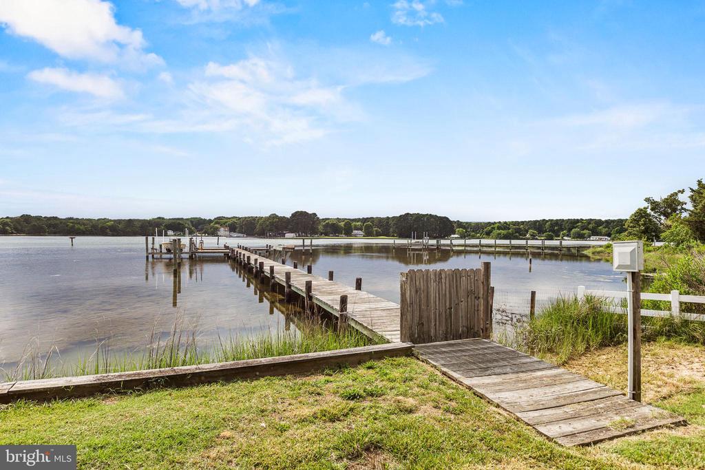 16405 FISHERMEN WAY