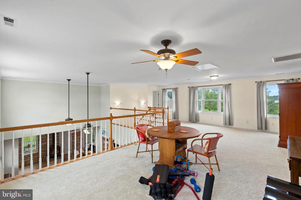 16405 FISHERMEN WAY