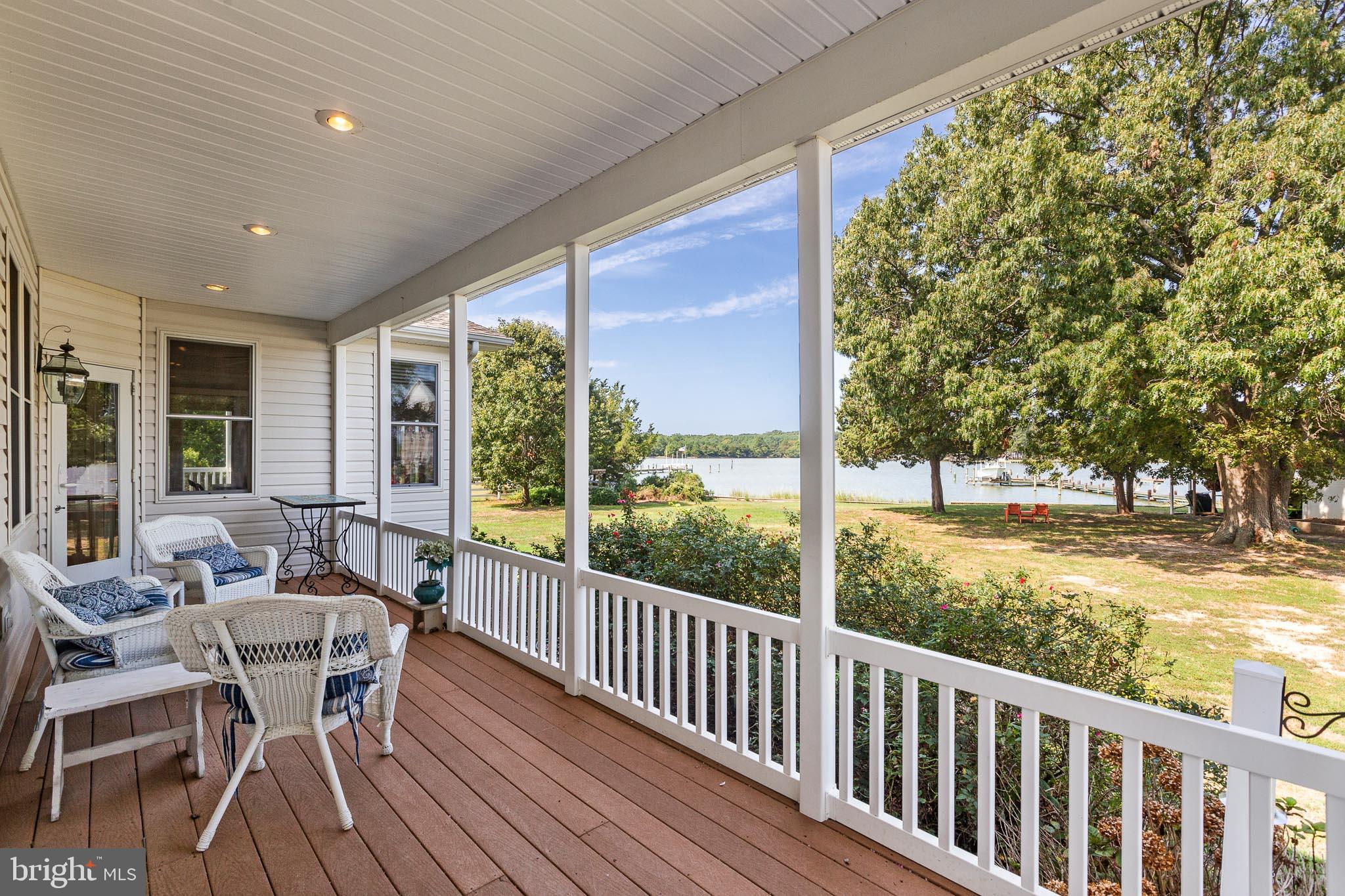 16405 FISHERMEN WAY