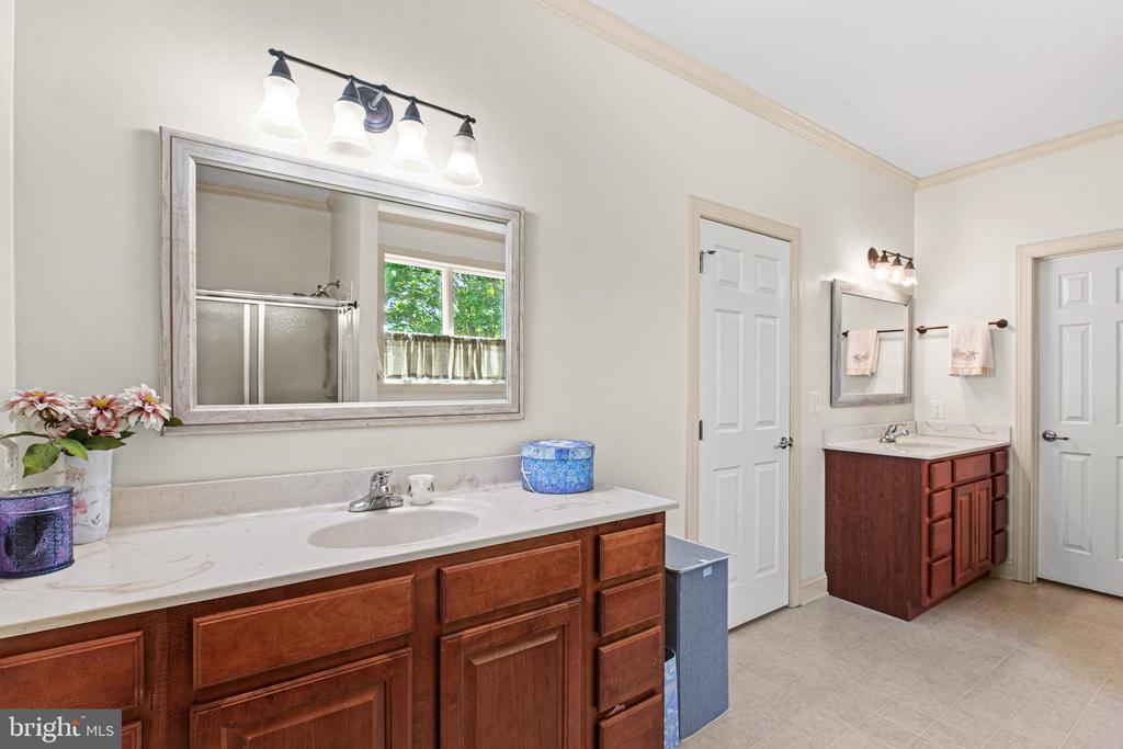 16405 FISHERMEN WAY