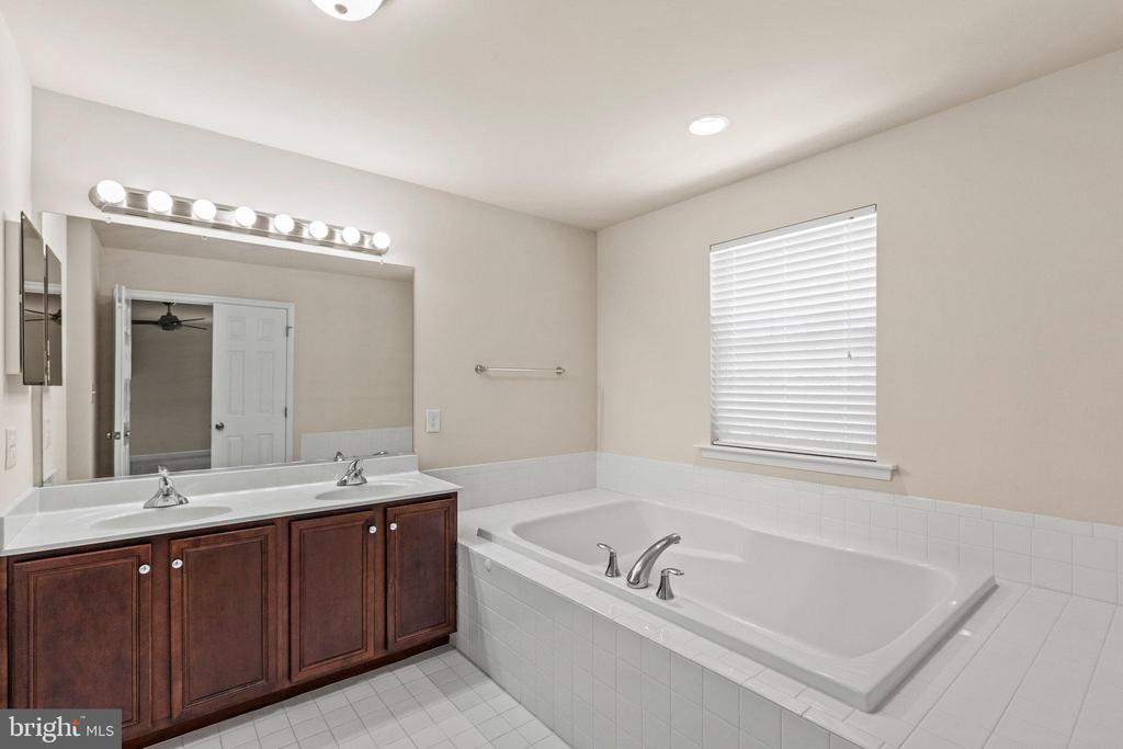 23627 DEERFOOT WAY