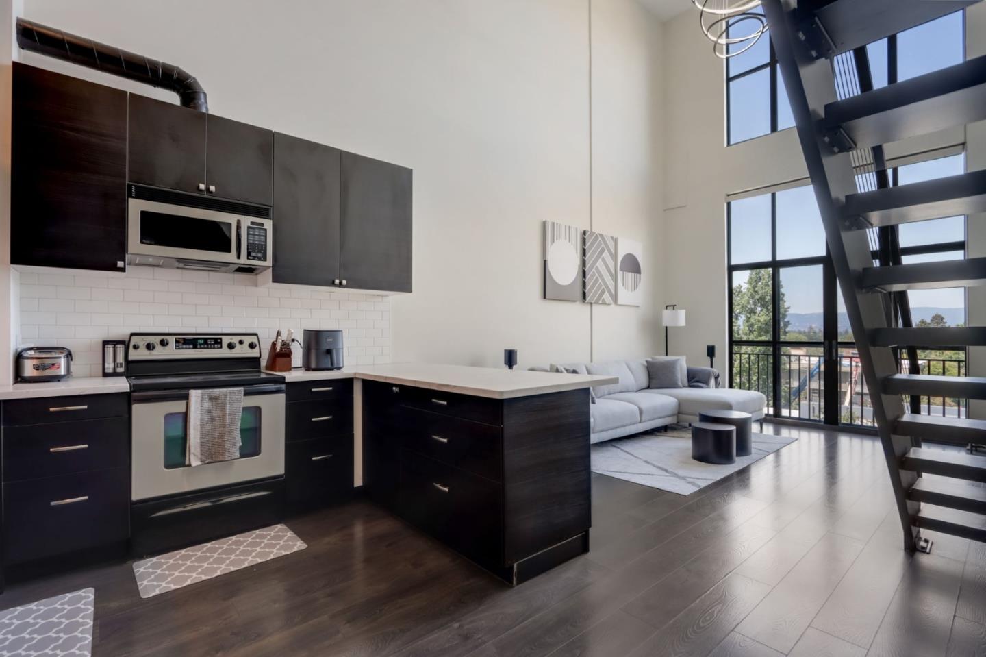 333 Santana Row Unit: 328