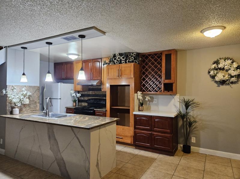 4426 La Cresta Way Unit: 3