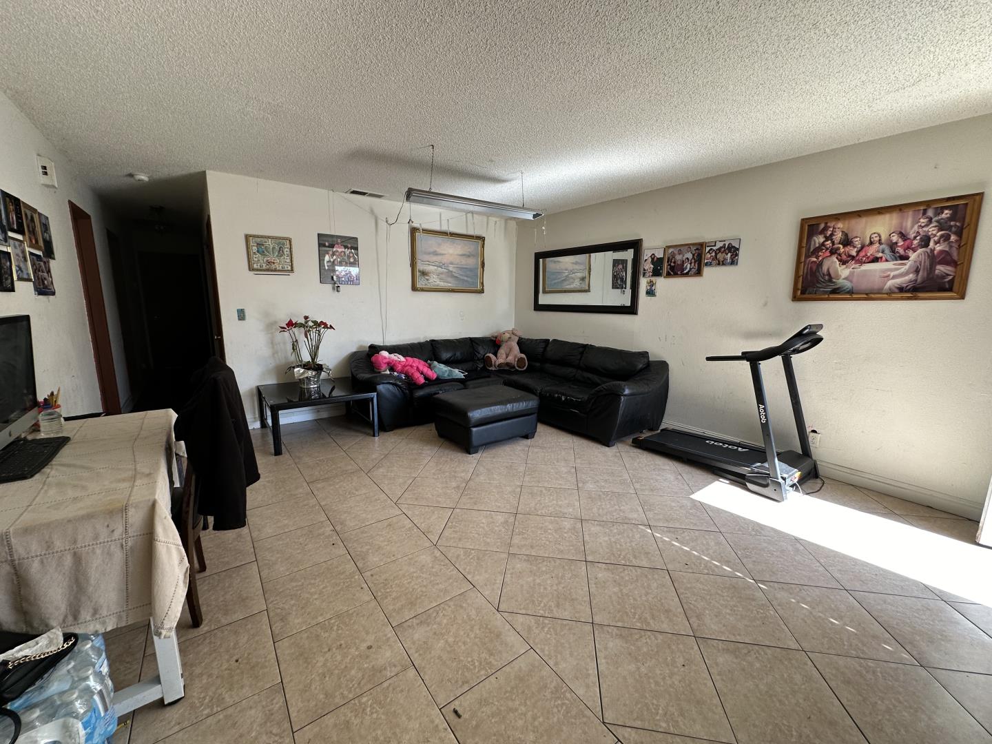 3825 Salters DR