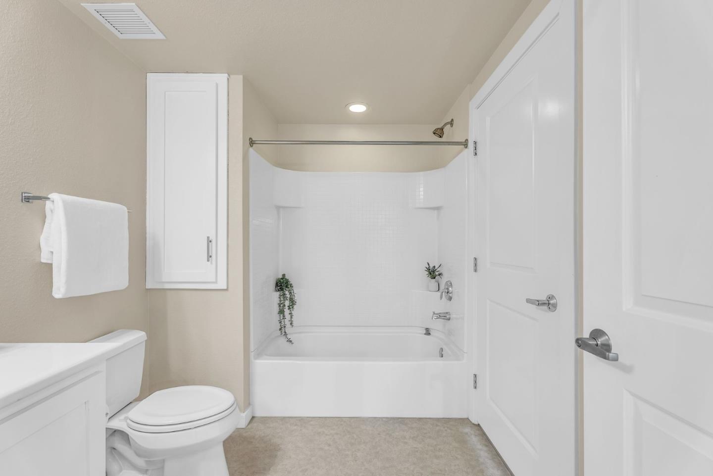 1488 El Camino Real P17