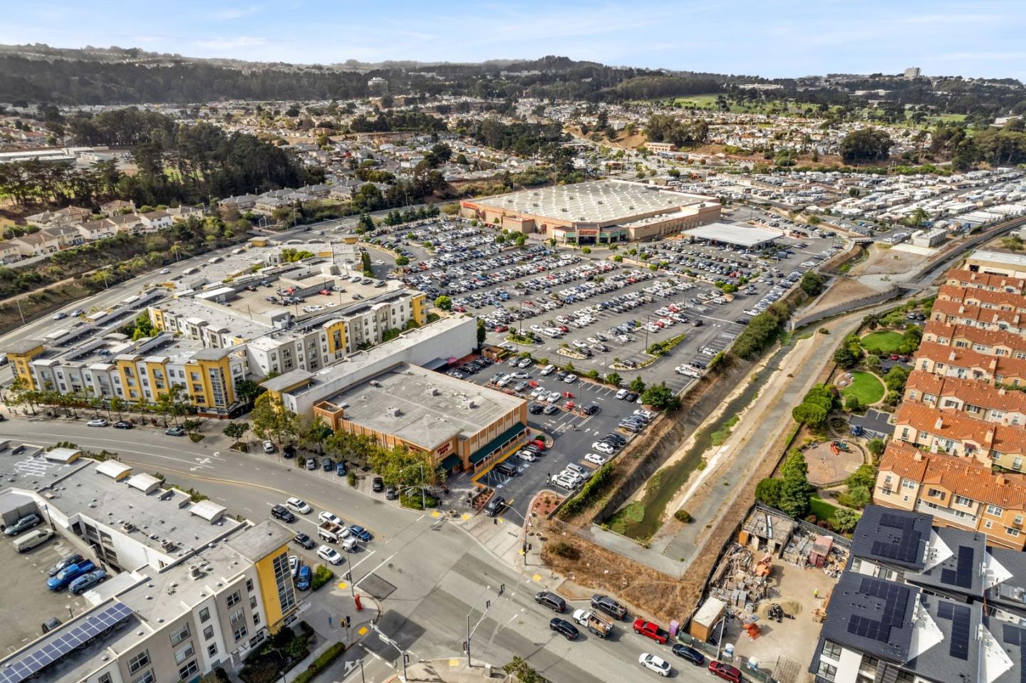 1488 El Camino Real P17