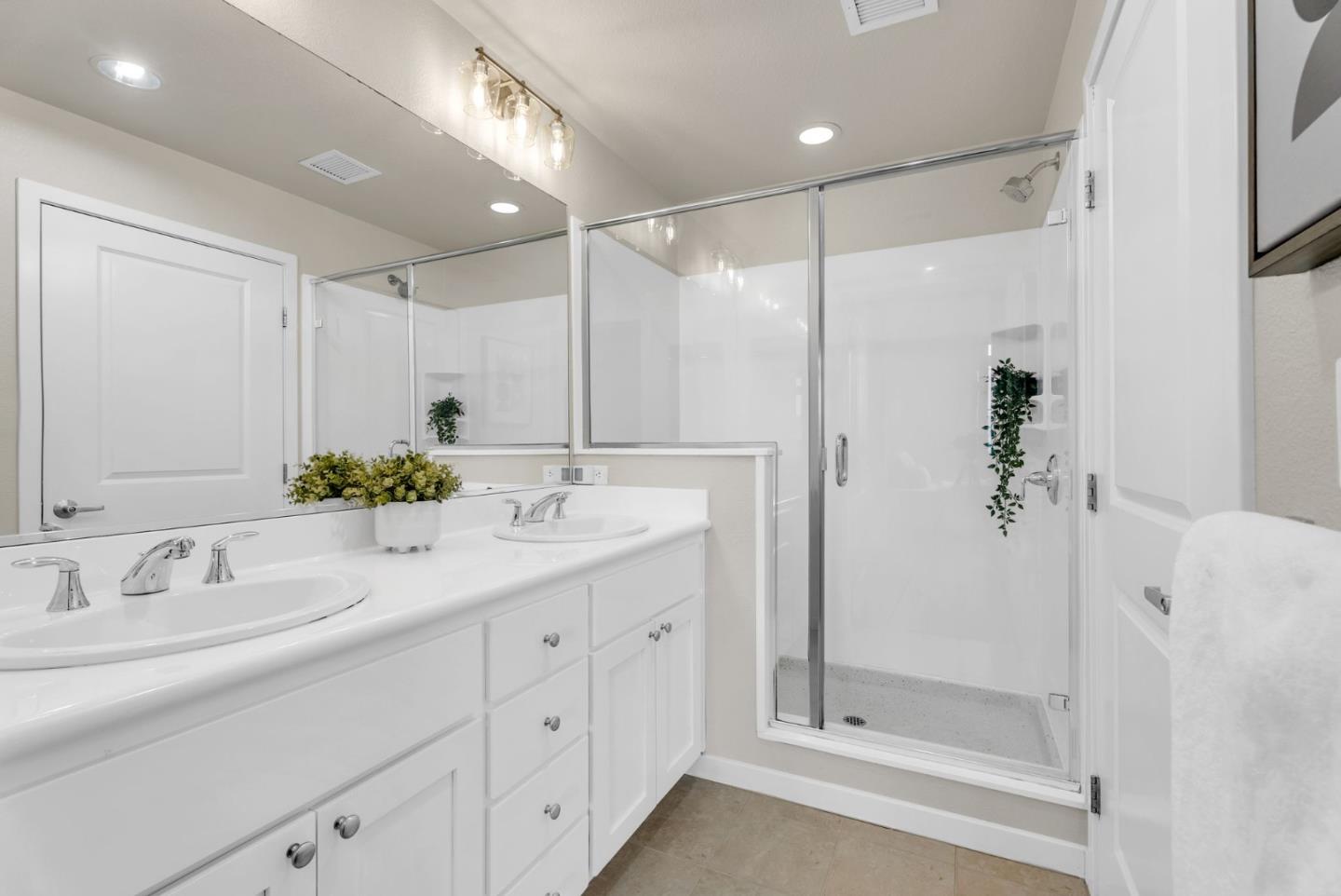 1488 El Camino Real P17