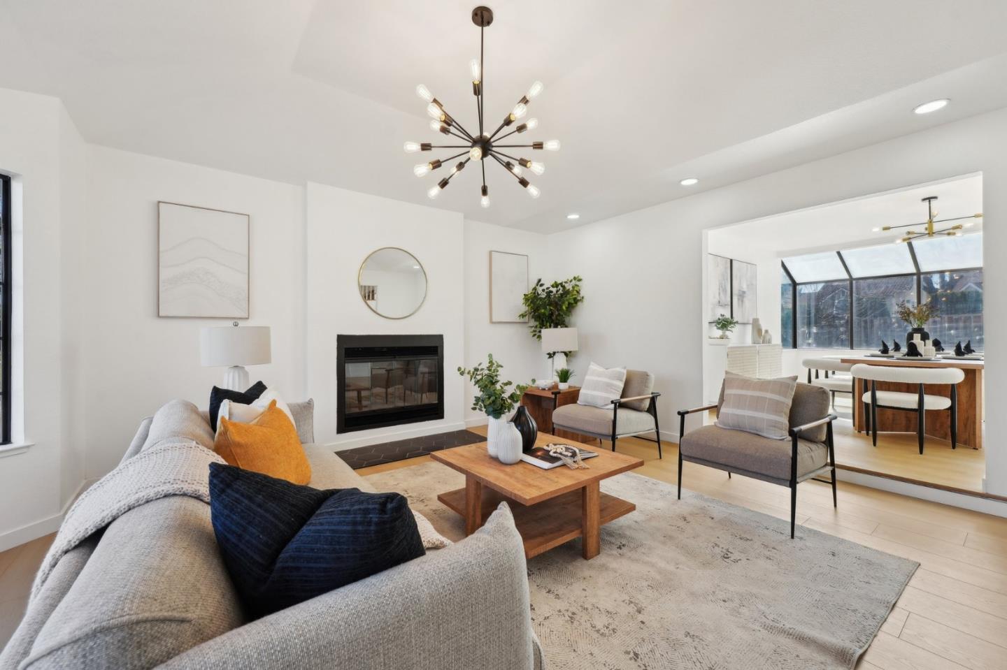 762 Carlisle WAY