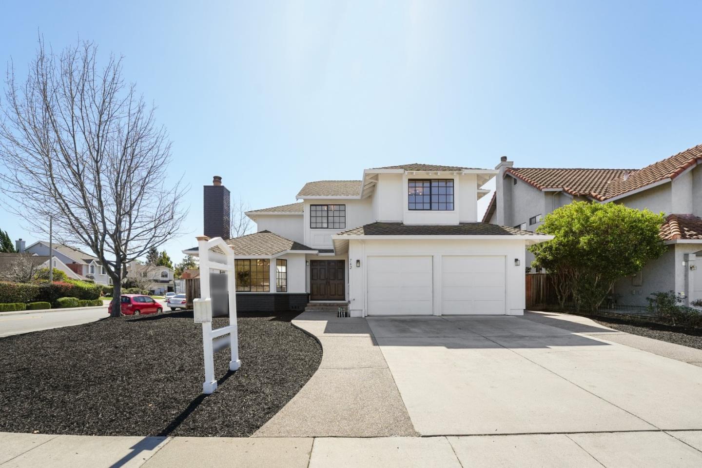 762 Carlisle WAY