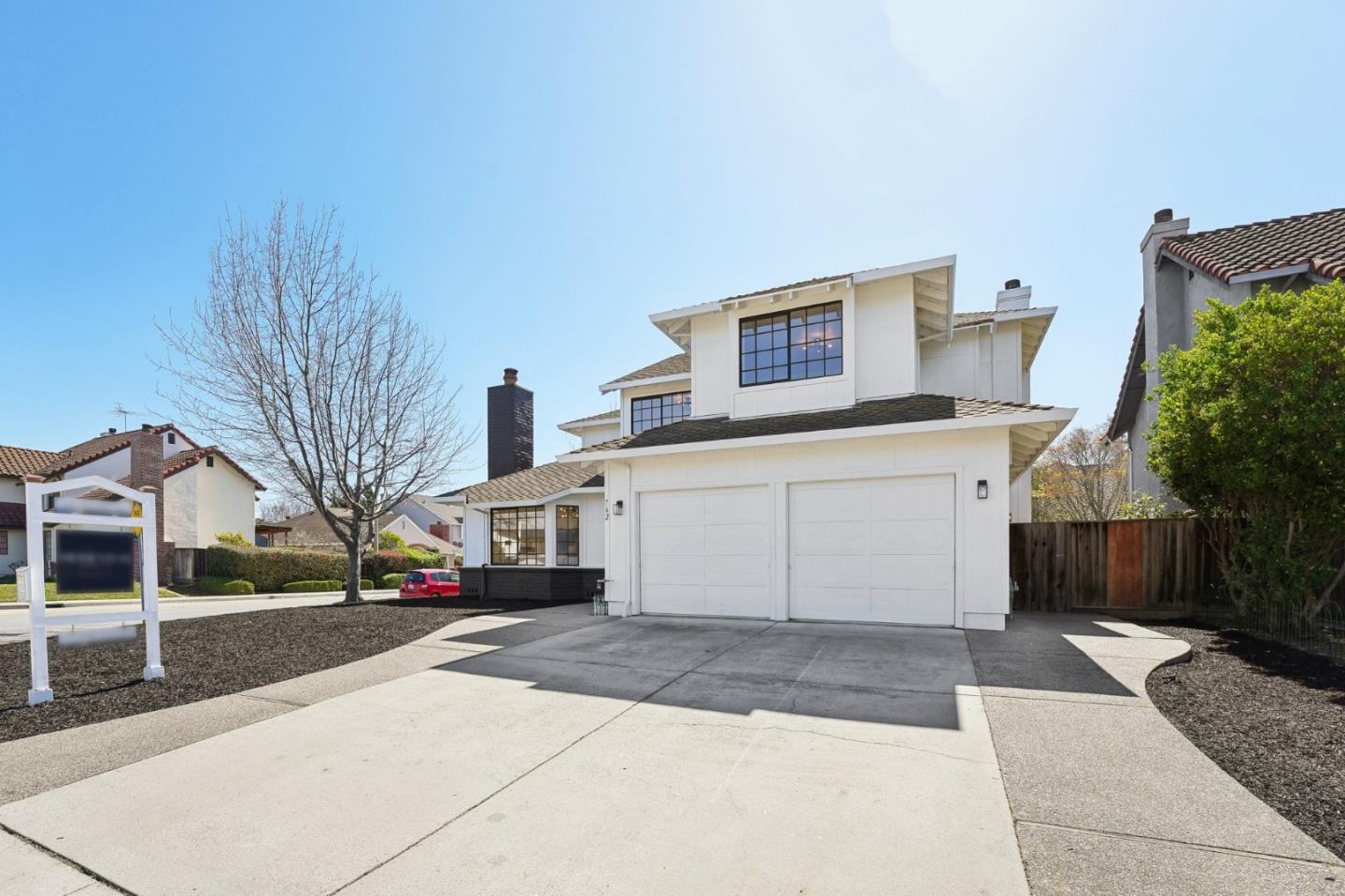 762 Carlisle WAY