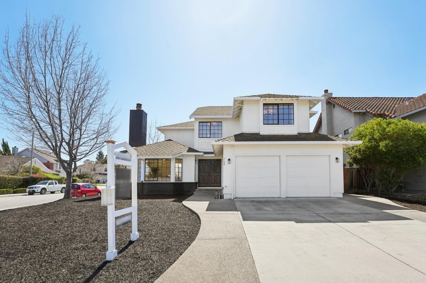 762 Carlisle WAY