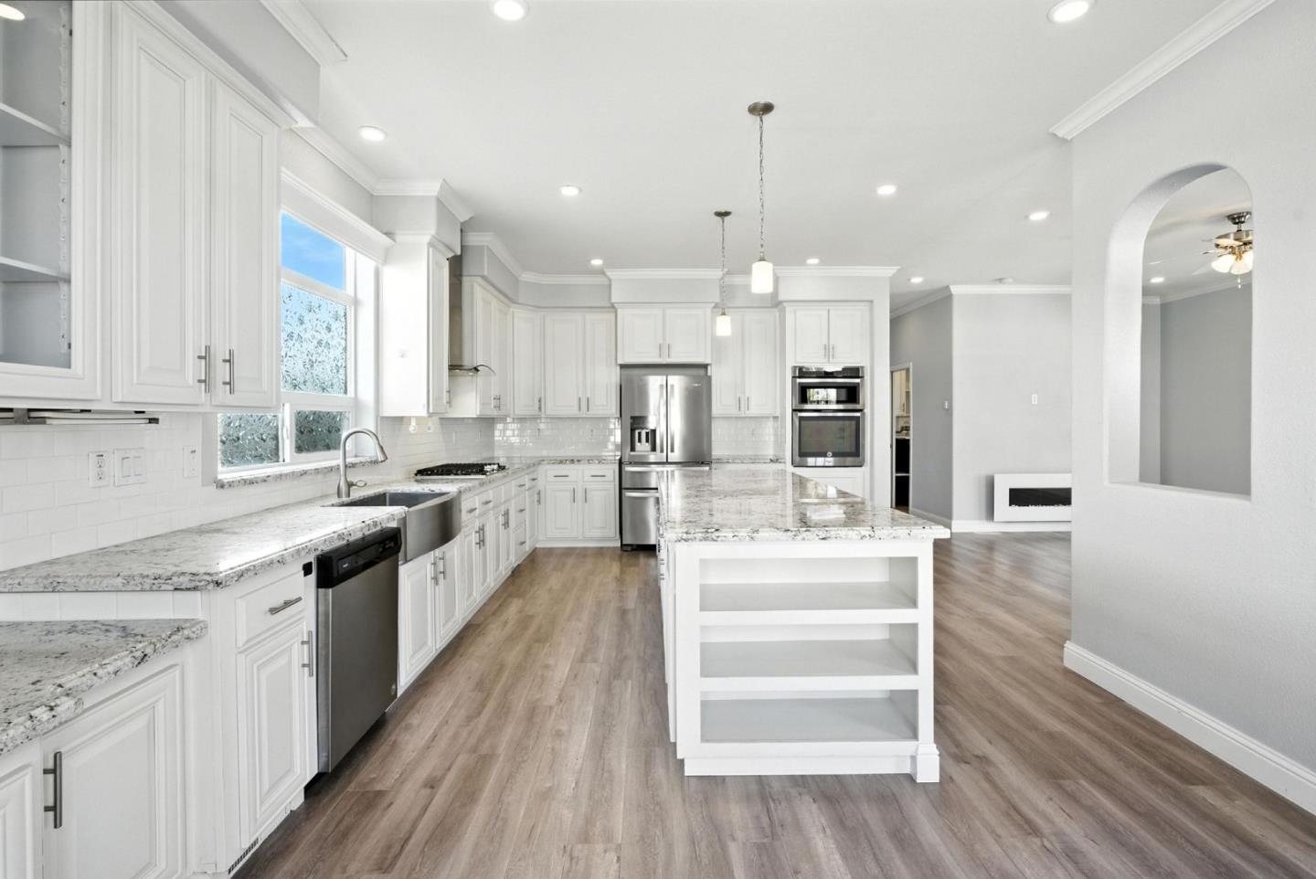 1225 Vienna Drive Unit: 666