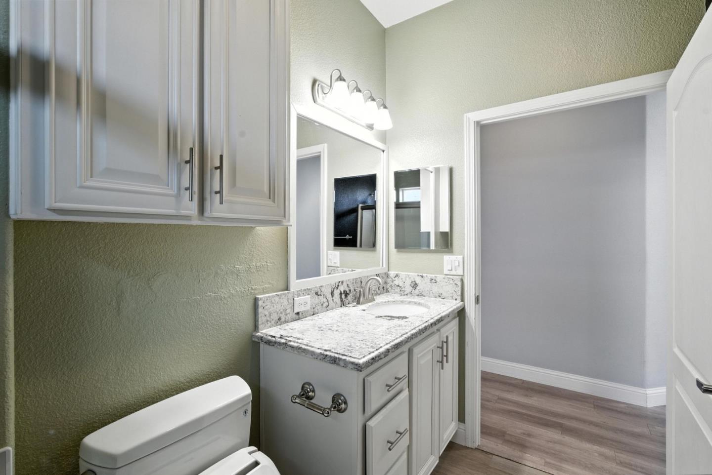 1225 Vienna Drive Unit: 666