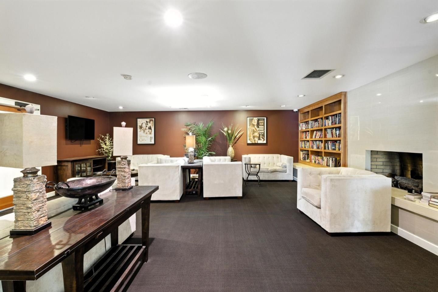 1225 Vienna Drive Unit: 666