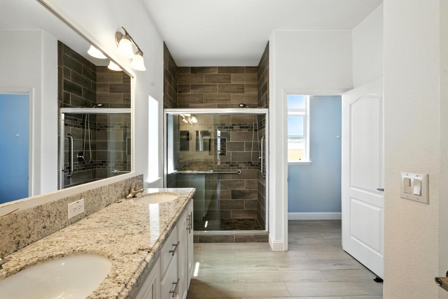 1225 Vienna Drive Unit: 666