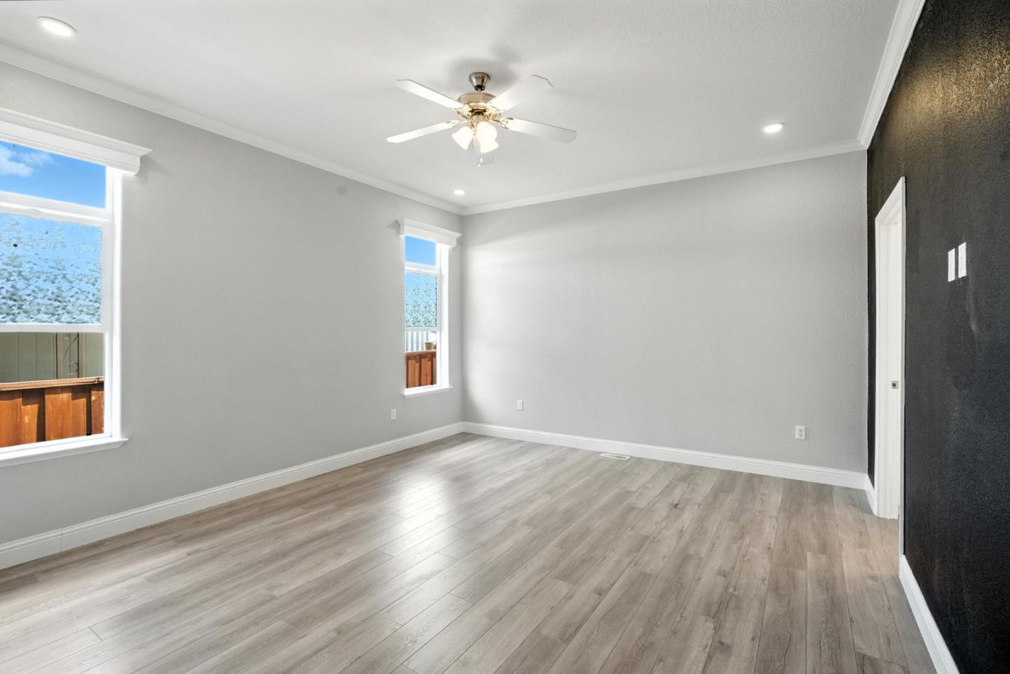 1225 Vienna Drive Unit: 666