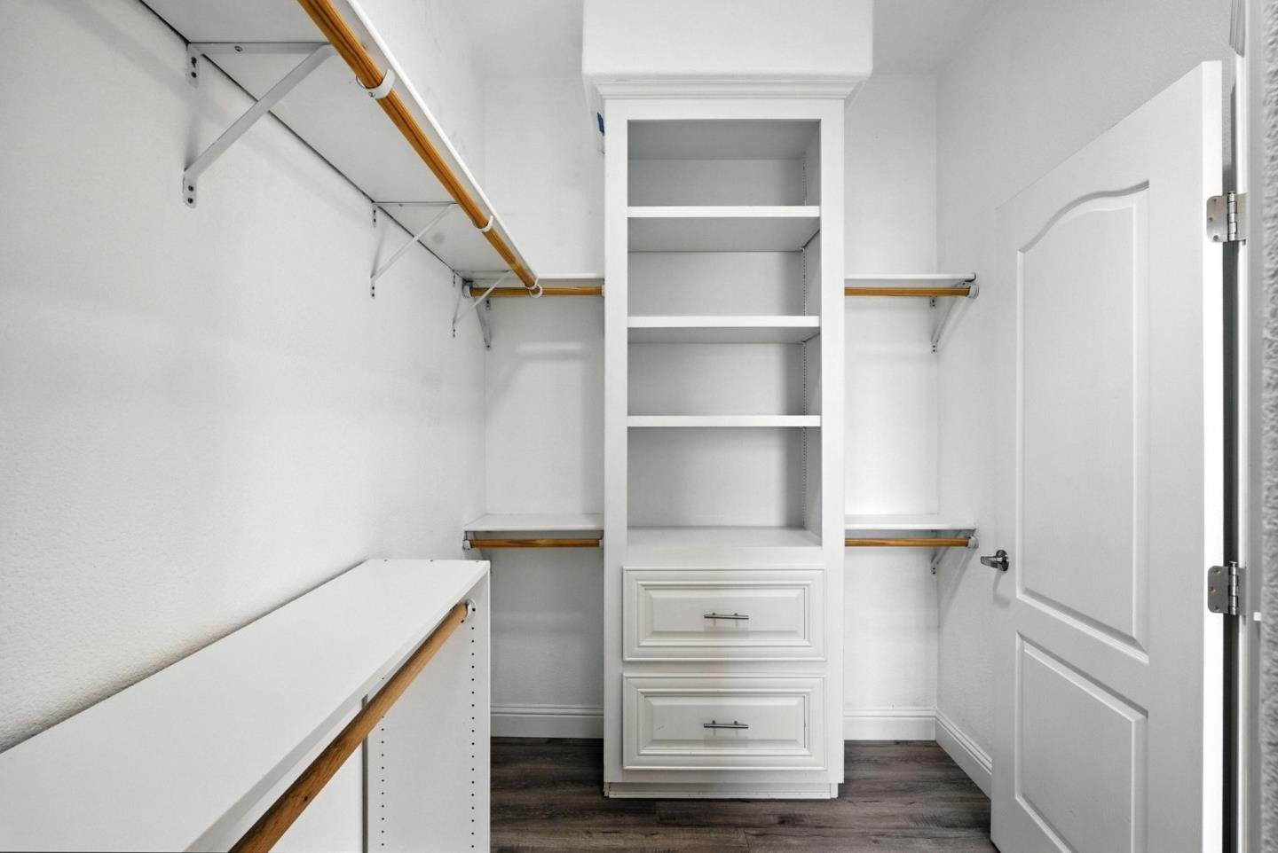 1225 Vienna Drive Unit: 666