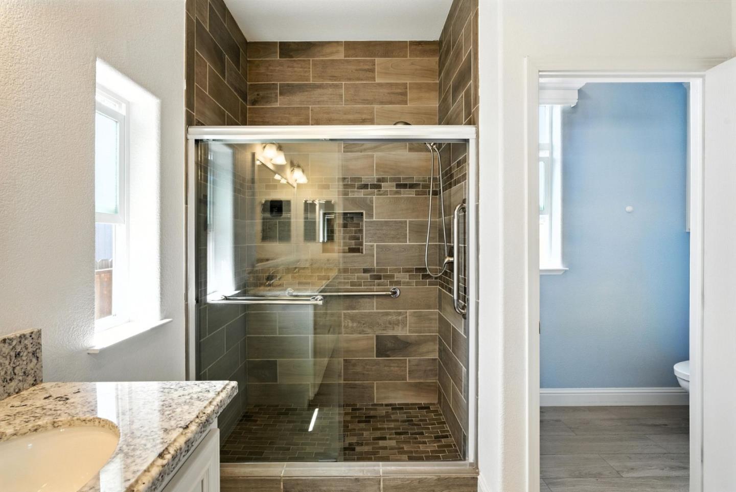 1225 Vienna Drive Unit: 666