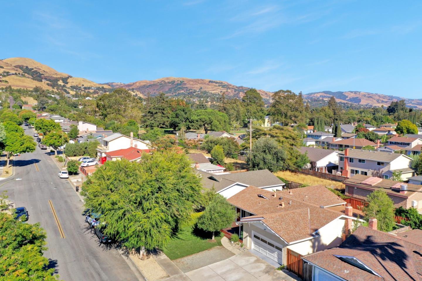 3308 Whitman Way