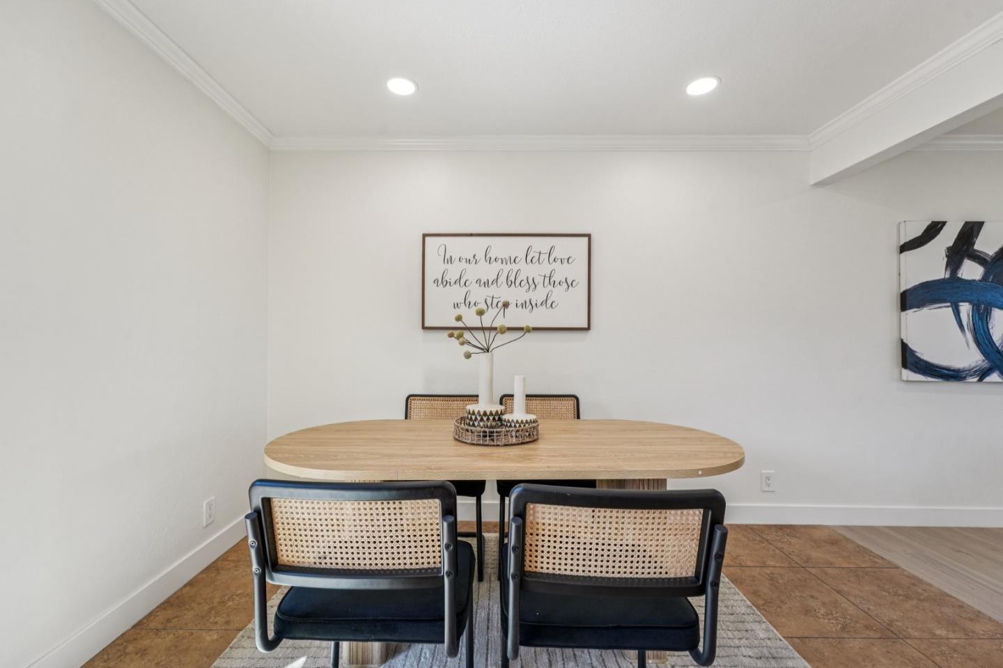 405 Don Carlos Court