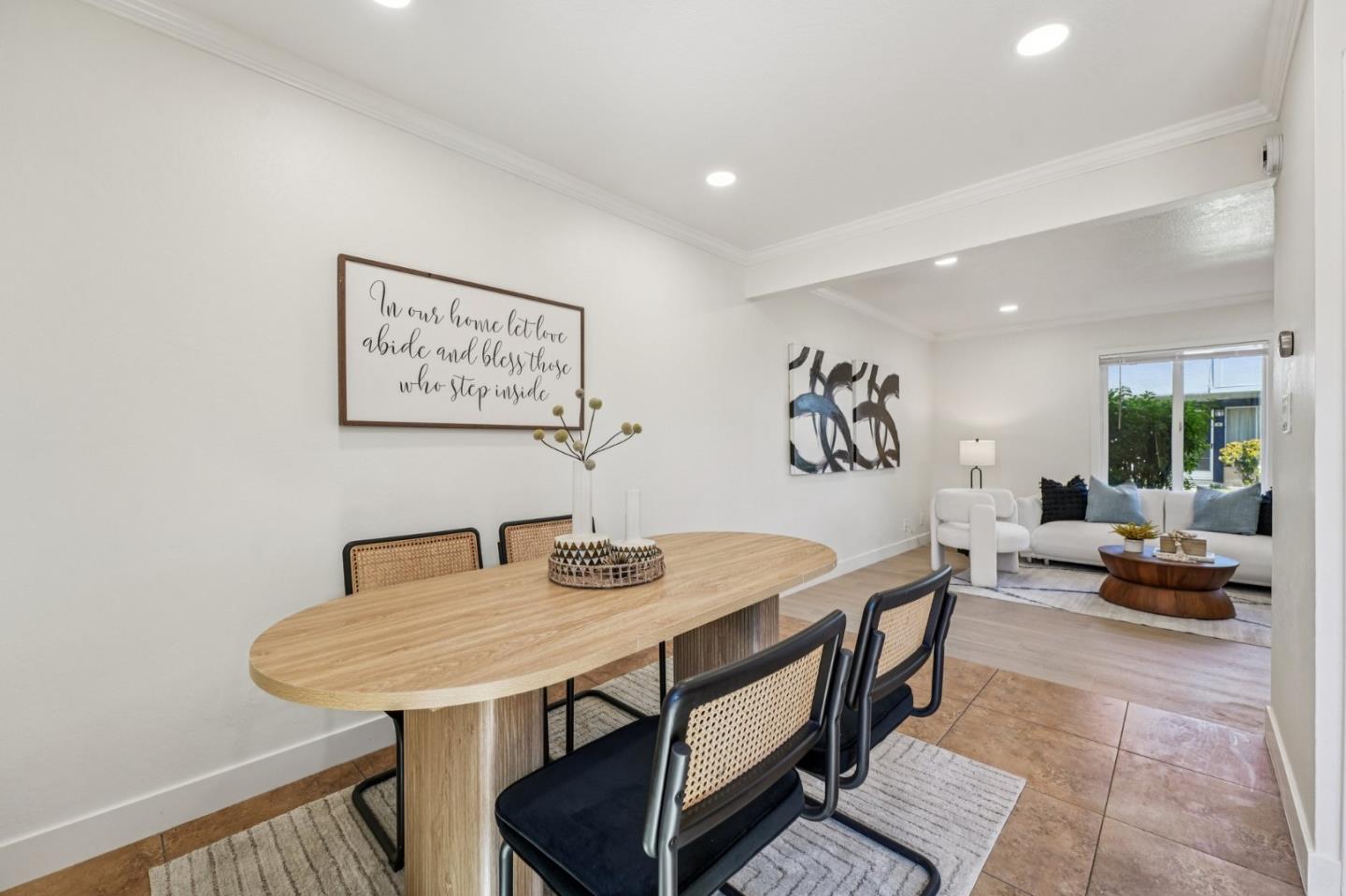 405 Don Carlos Court