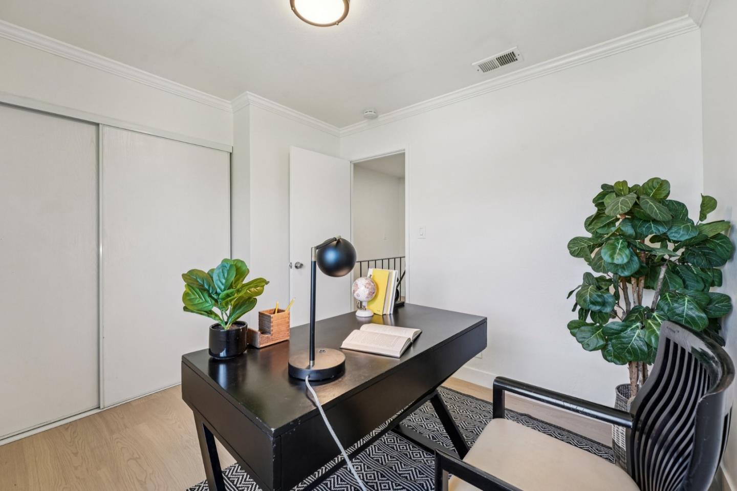 405 Don Carlos Court