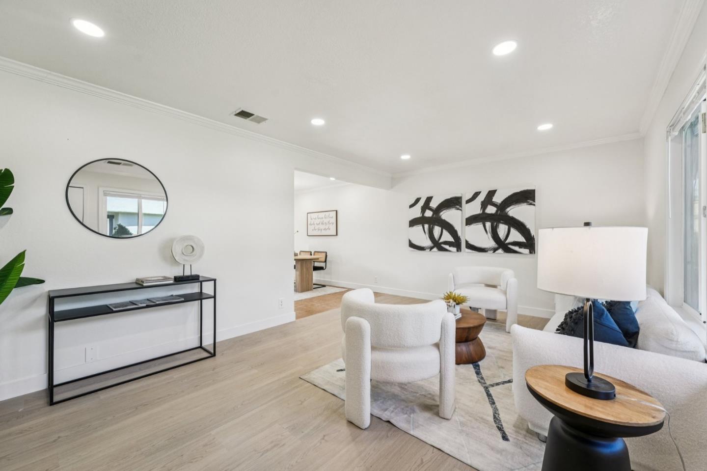 405 Don Carlos Court