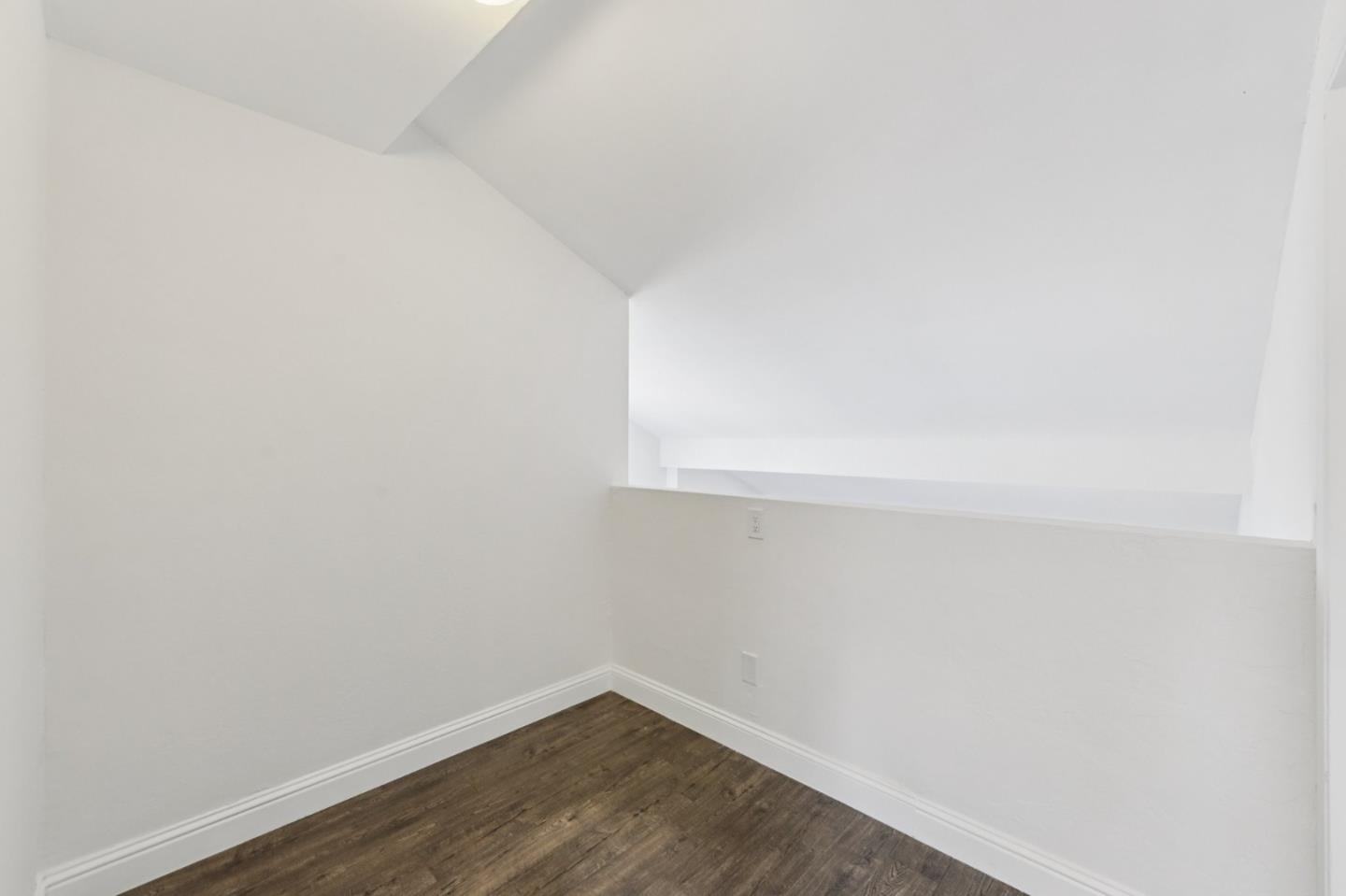 1040 North Capitol Avenue