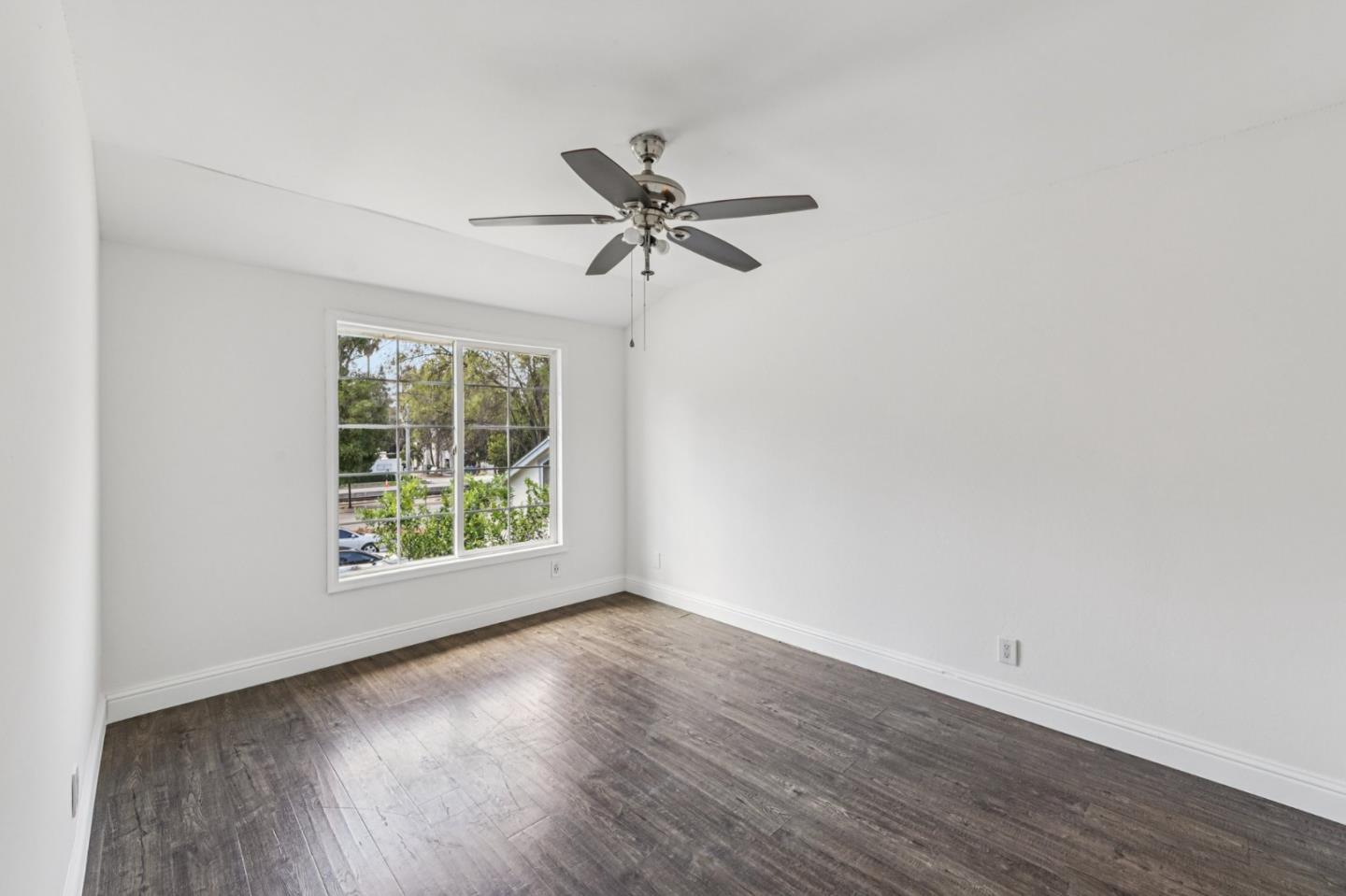 1040 North Capitol Avenue