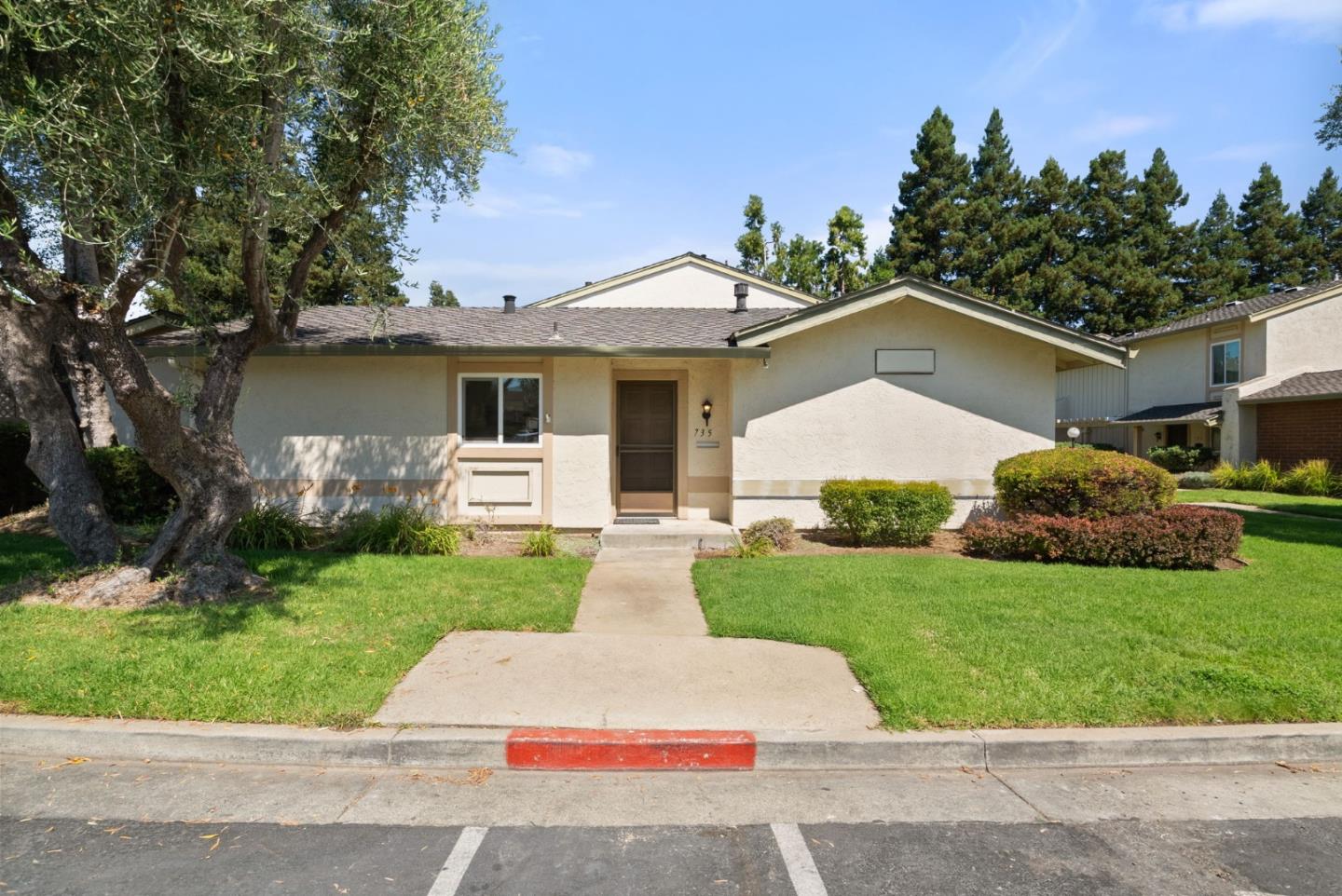 735 Winstead Terrace
