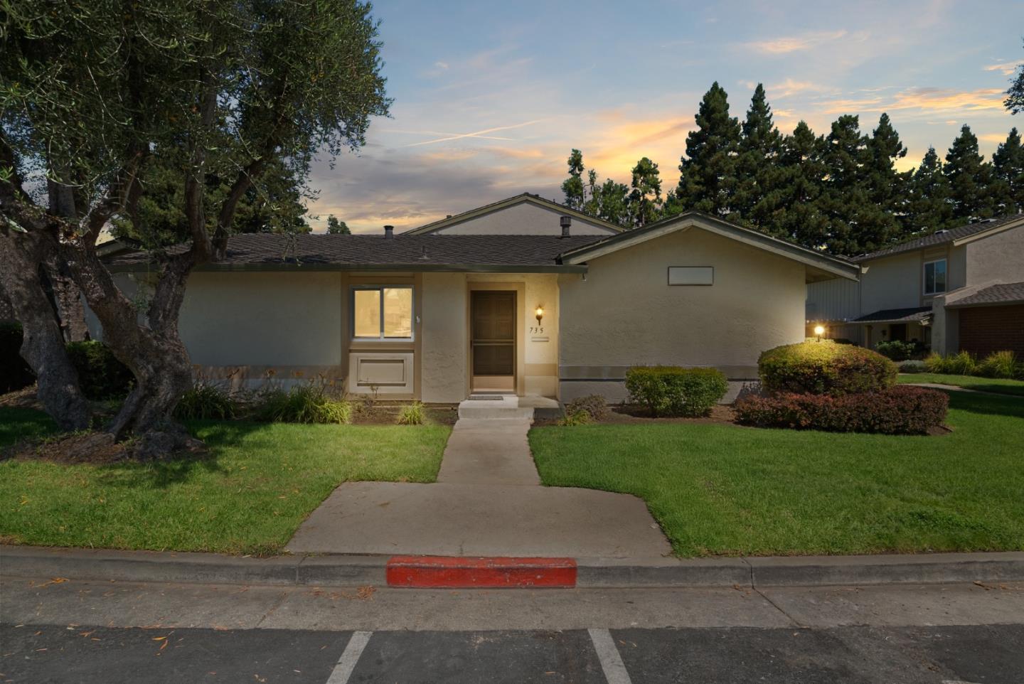 735 Winstead Terrace