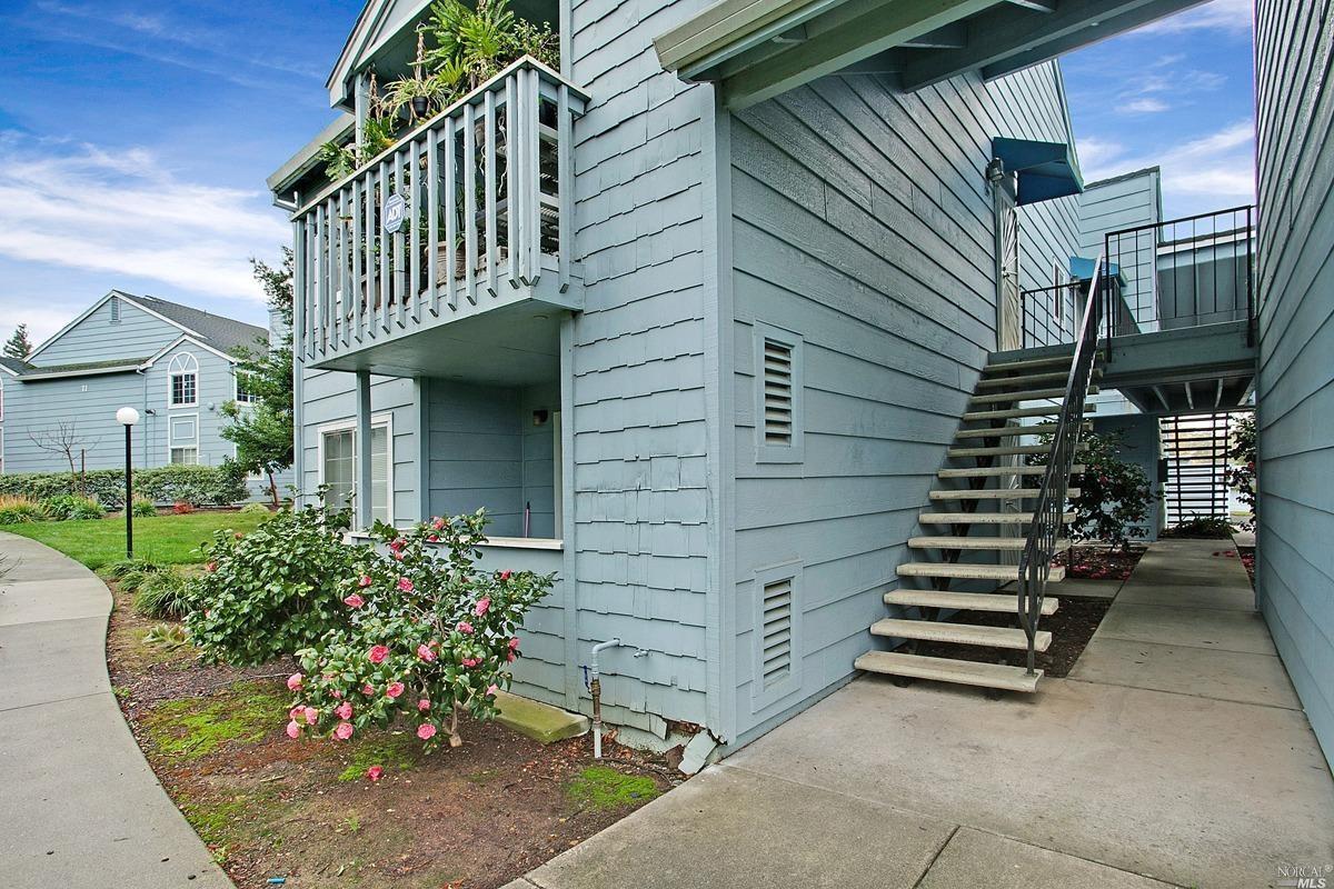 287 Lighthouse Drive