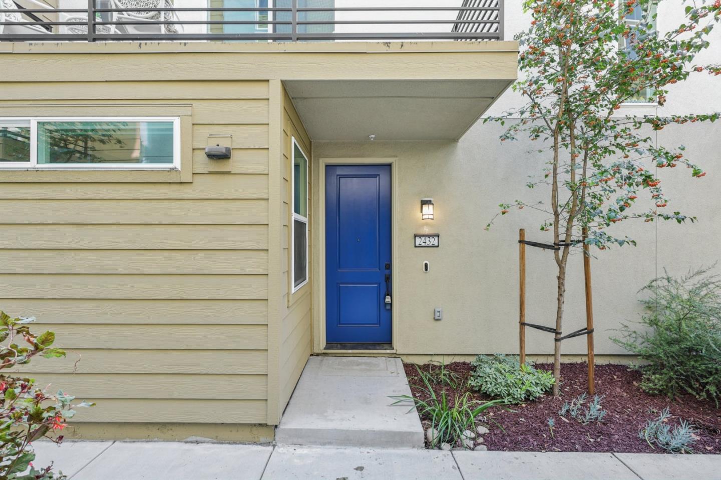 2432 Kita Lane