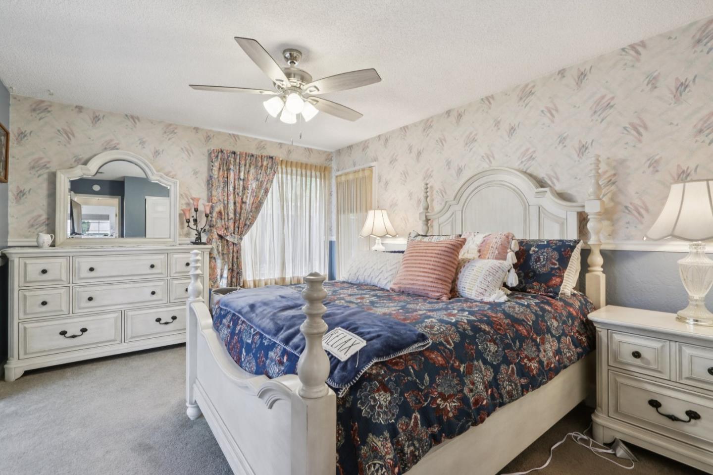 1490 Mount Diablo Avenue