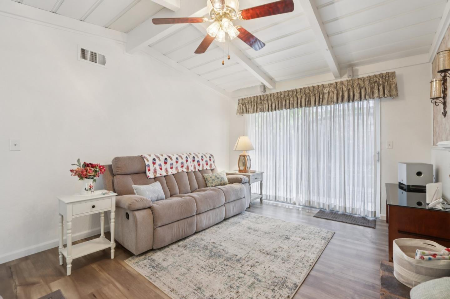 1490 Mount Diablo Avenue