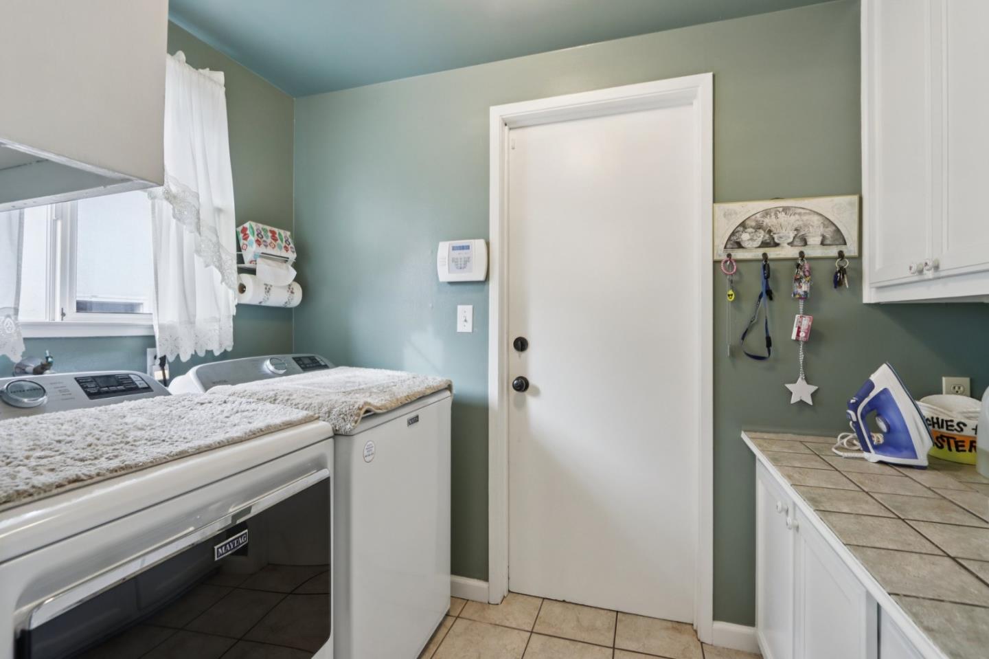 1490 Mount Diablo Avenue